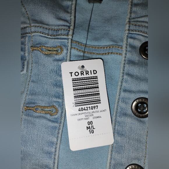 Torrid NWT Collarless Cropped Denim Jacket Size M/L - Picture 5 of 7